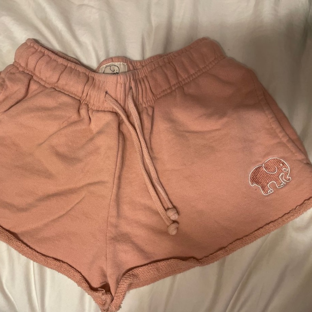 Ivory Ella pink shorts